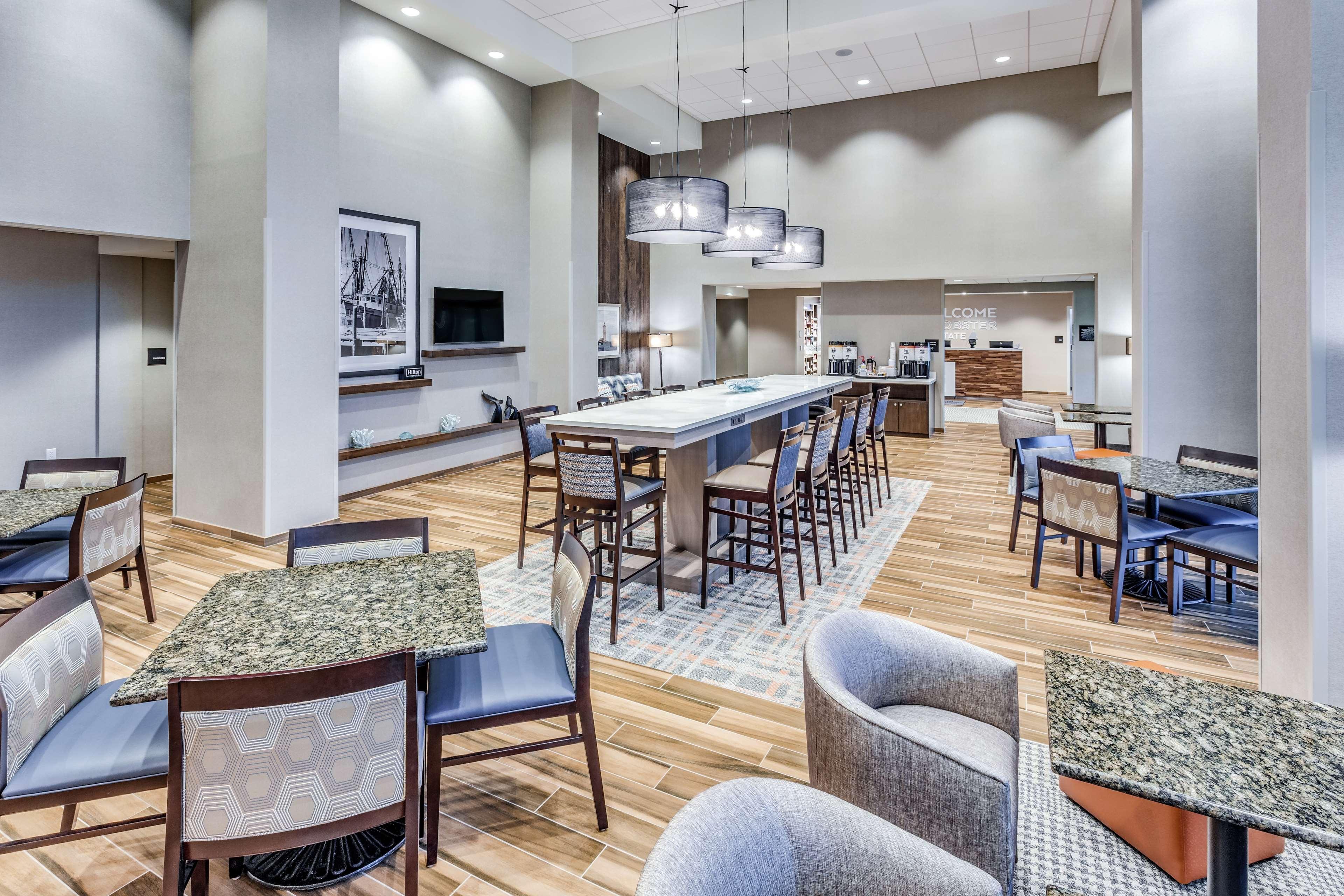 Hampton Inn & Suites Kittery-Portsmouth Buitenkant foto